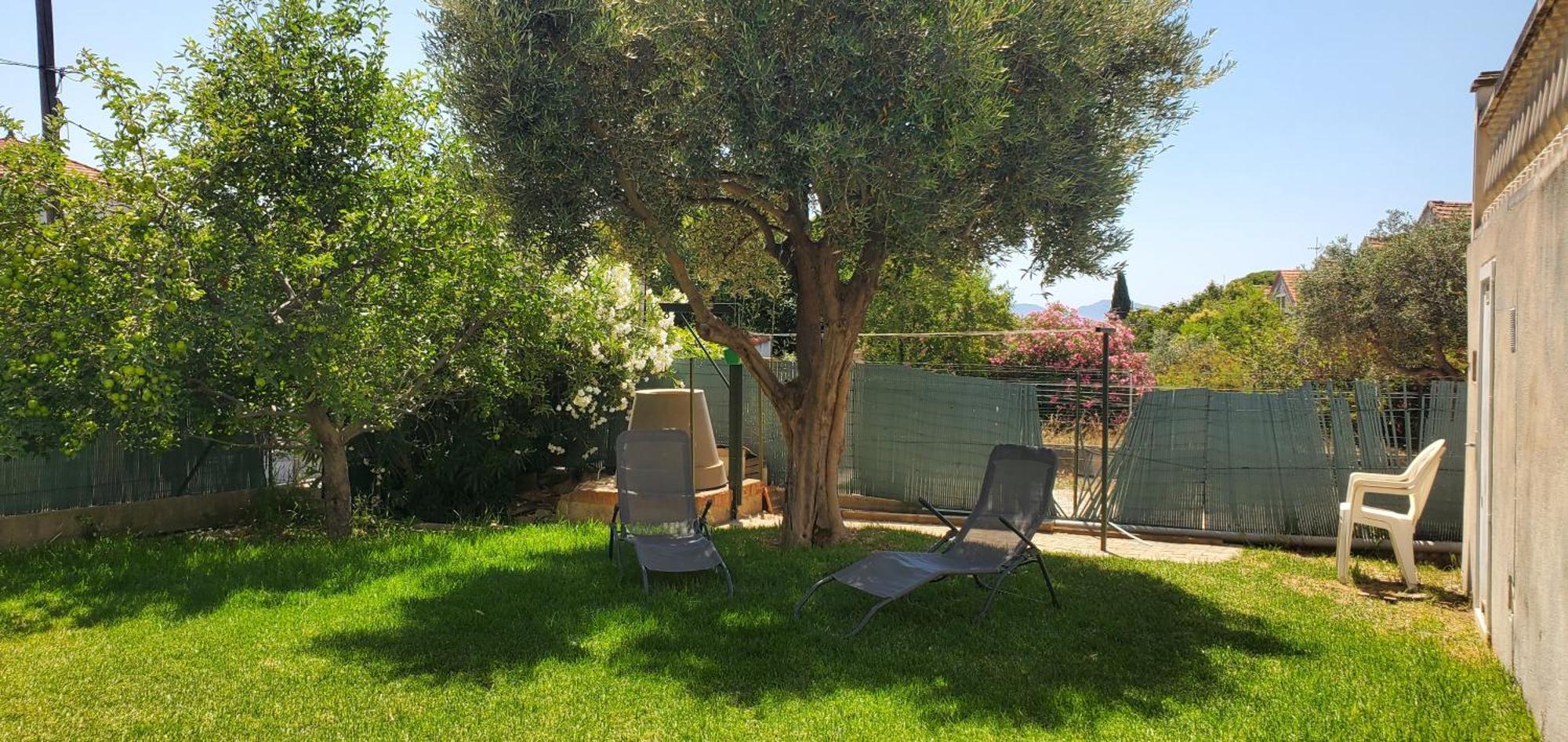 Jolie Studio En Rez De Jardin A L'Estaque Mourepiane Marseille Exteriör bild